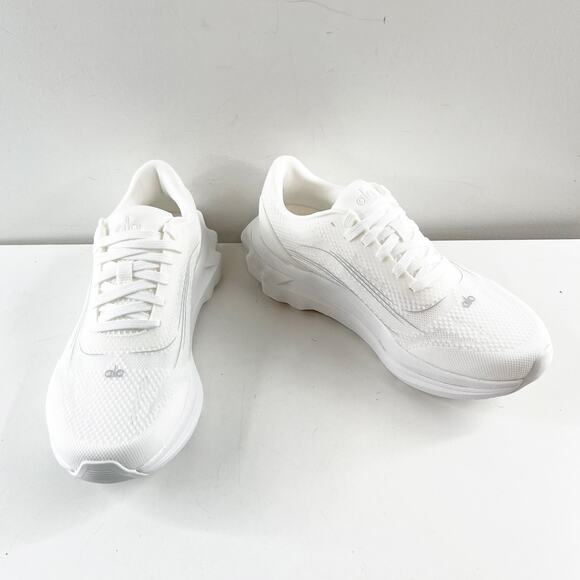 Alo Runner Lace Up Running Performance Shoes Sneakers White 7 - Picture 9 of 11